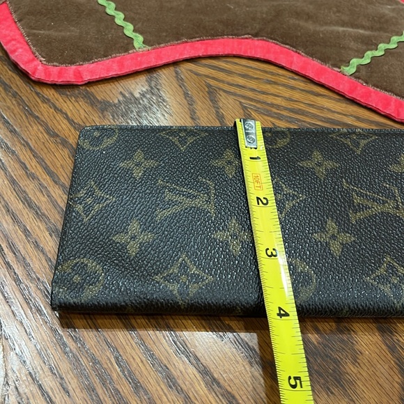 Louis Vuitton Brown Monogram Wallet - Picture 13 of 14